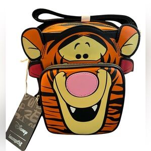 Loungefly Winnie the Pooh Tigger Glow Mini Crossbody Bag